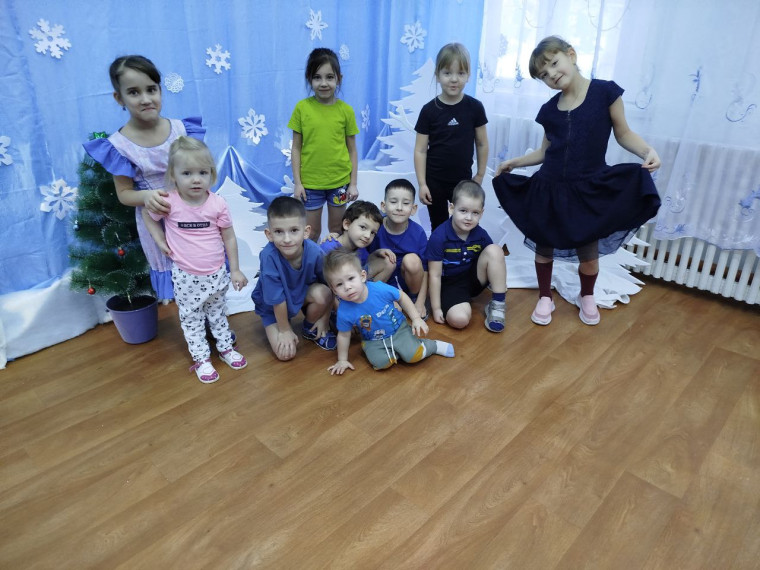 "Волшебный старый Новый год!".